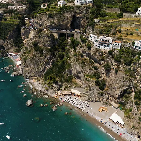 La Dimora Del Maestro Nocleg ze śniadaniem Amalfi
