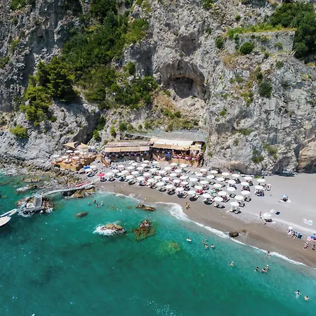 Alojamento de Acomodação e Pequeno-almoço La Dimora Del Maestro 3*